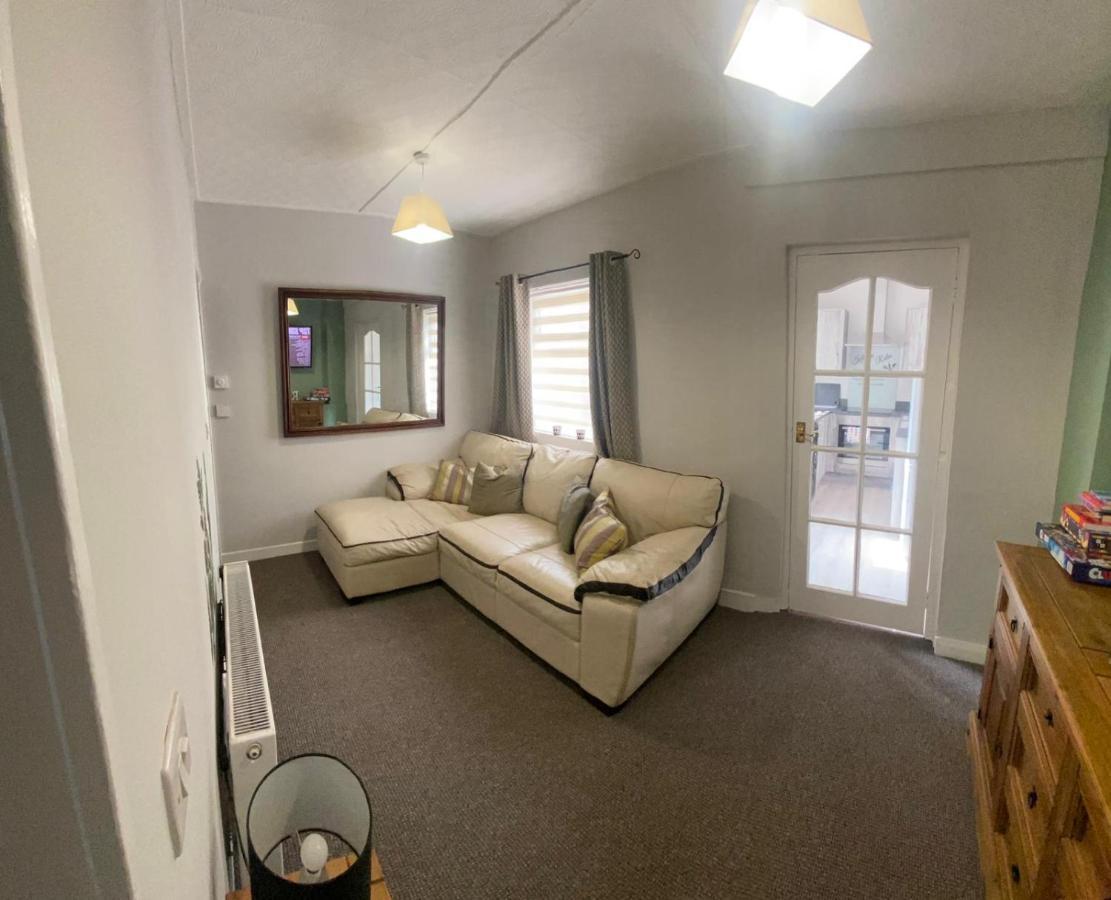 Mairead - Cosy Property In Gaeltacht Quarter Belfast Esterno foto