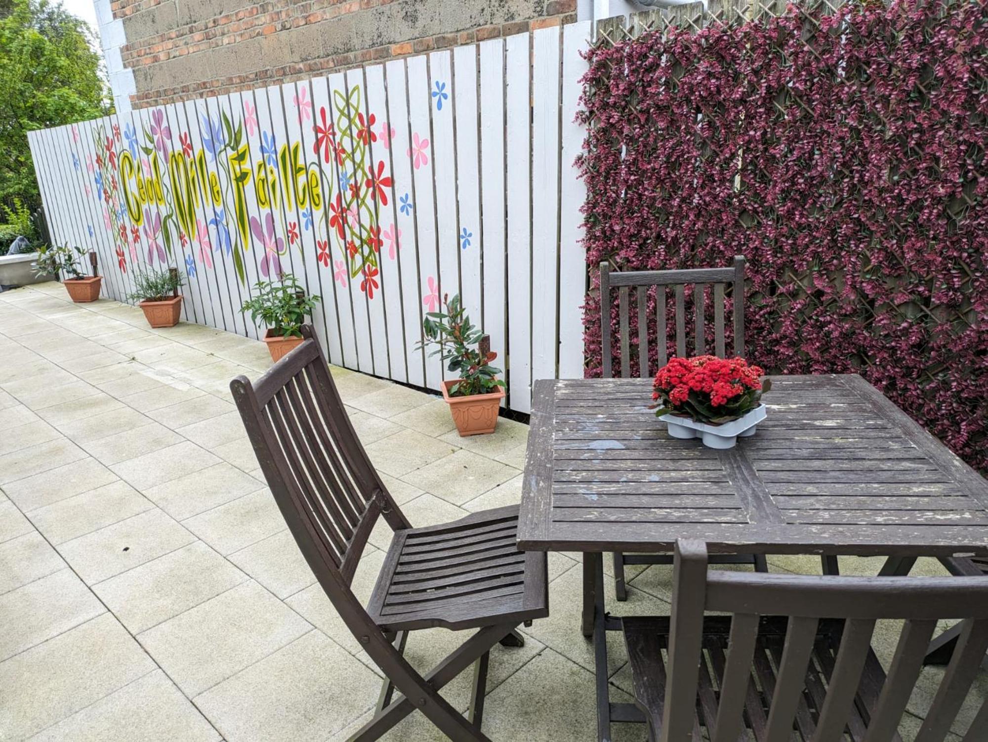 Mairead - Cosy Property In Gaeltacht Quarter Belfast Esterno foto